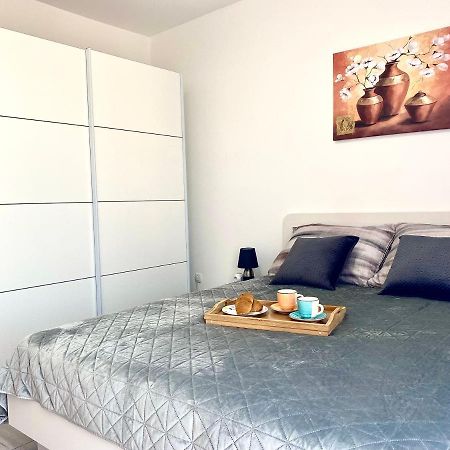 Ema Apartment بولا المظهر الخارجي الصورة